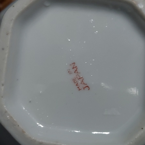 Lusterware Orange/White Teapot w/flowers on both sides.Made in Japan 6in.Hx9inW - Picture 11 of 12